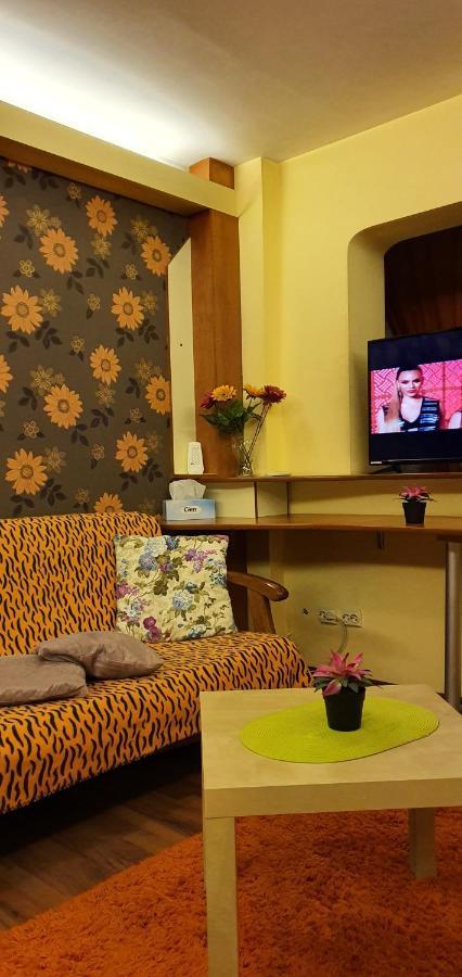 My House - Ultracentral Romana Square Near Old Town Bucarest Extérieur photo