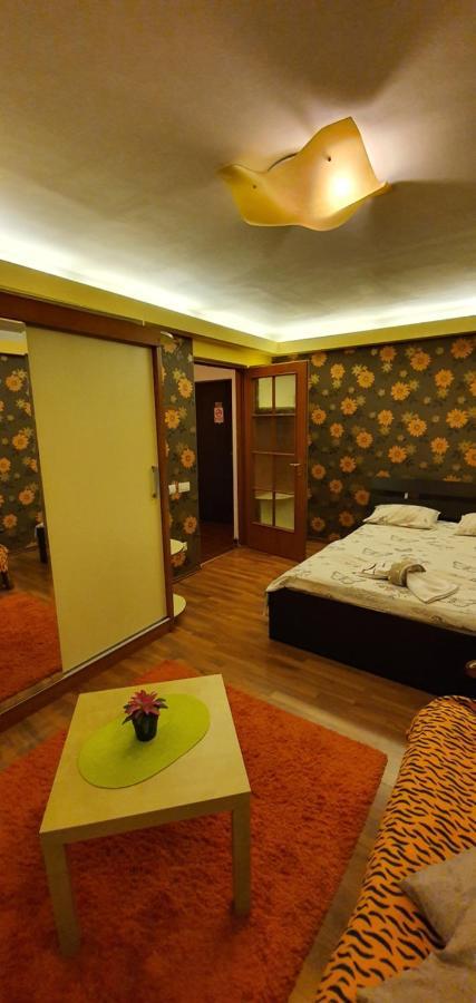 My House - Ultracentral Romana Square Near Old Town Bucarest Extérieur photo