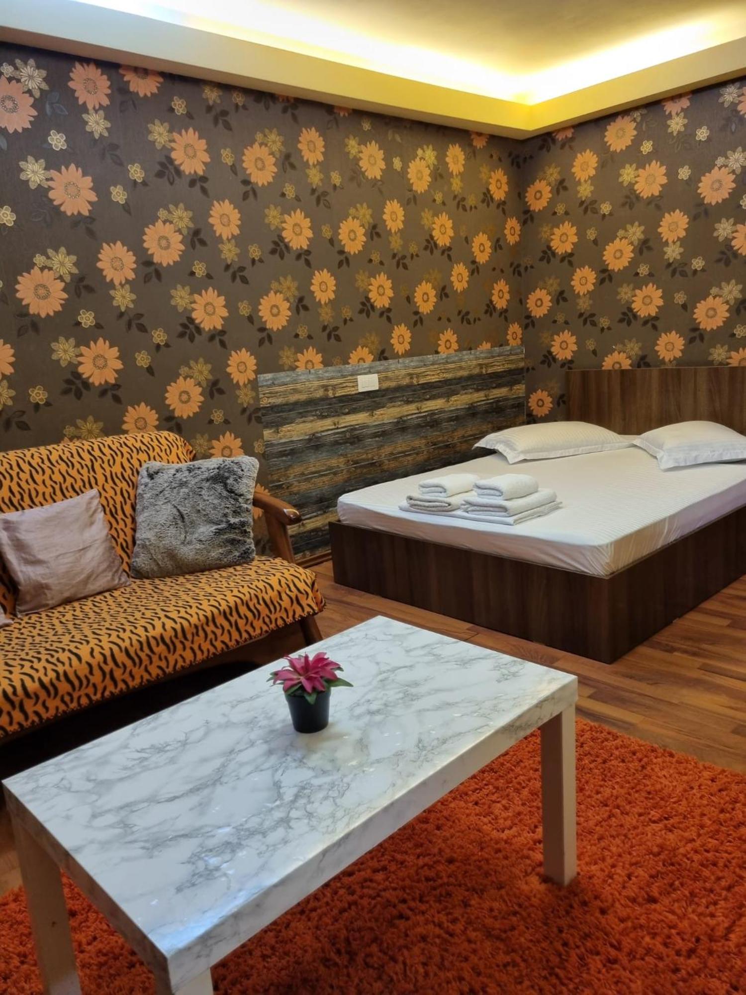 My House - Ultracentral Romana Square Near Old Town Bucarest Extérieur photo